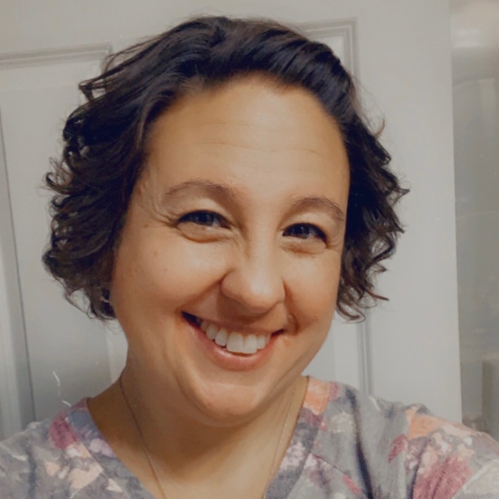 Meet your Posher, Jennifer